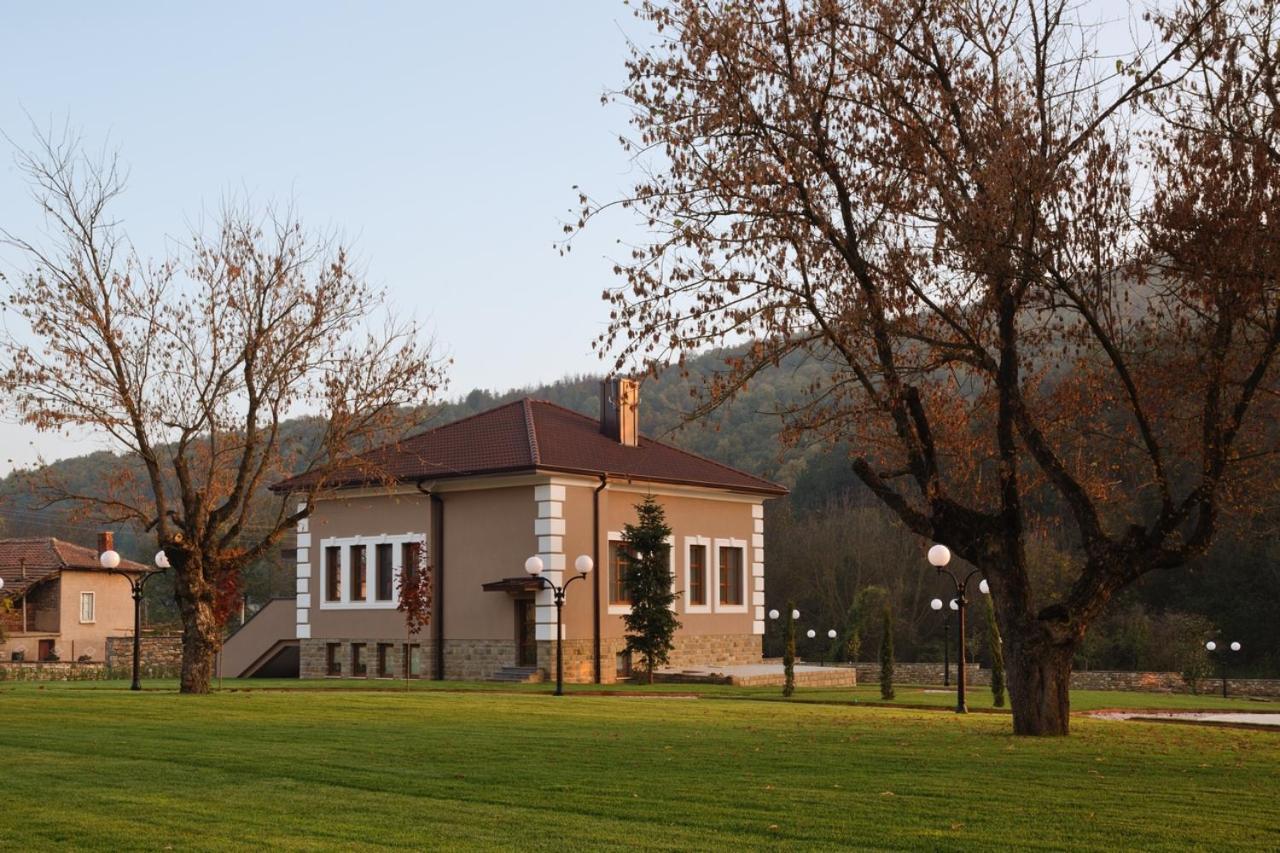 Midalidare Hotel & Spa Mogilovo Eksteriør bilde
